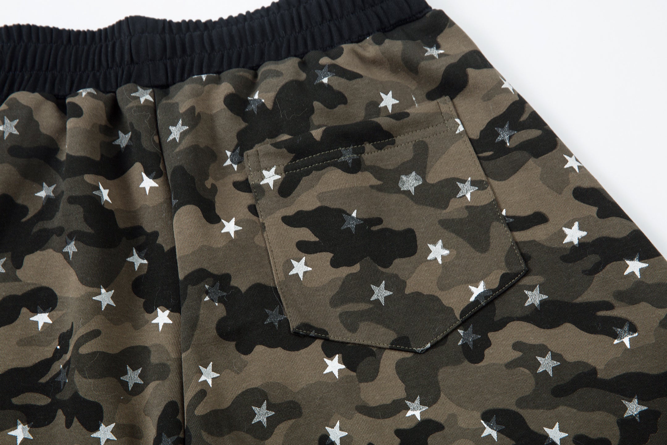 CapCabin Star Camo Wide-Leg Sweatpants